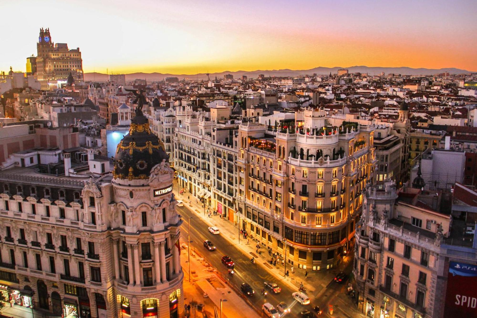 Adosado Cerca Plaza Castilla - Apartamento Cuzco 马德里 外观 照片